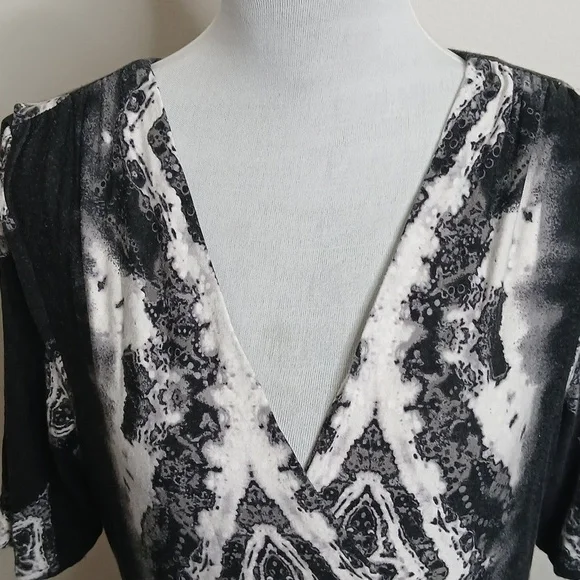 Soma womens black and white abstract pattern wrap midi dress size large - Picture 3 of 12